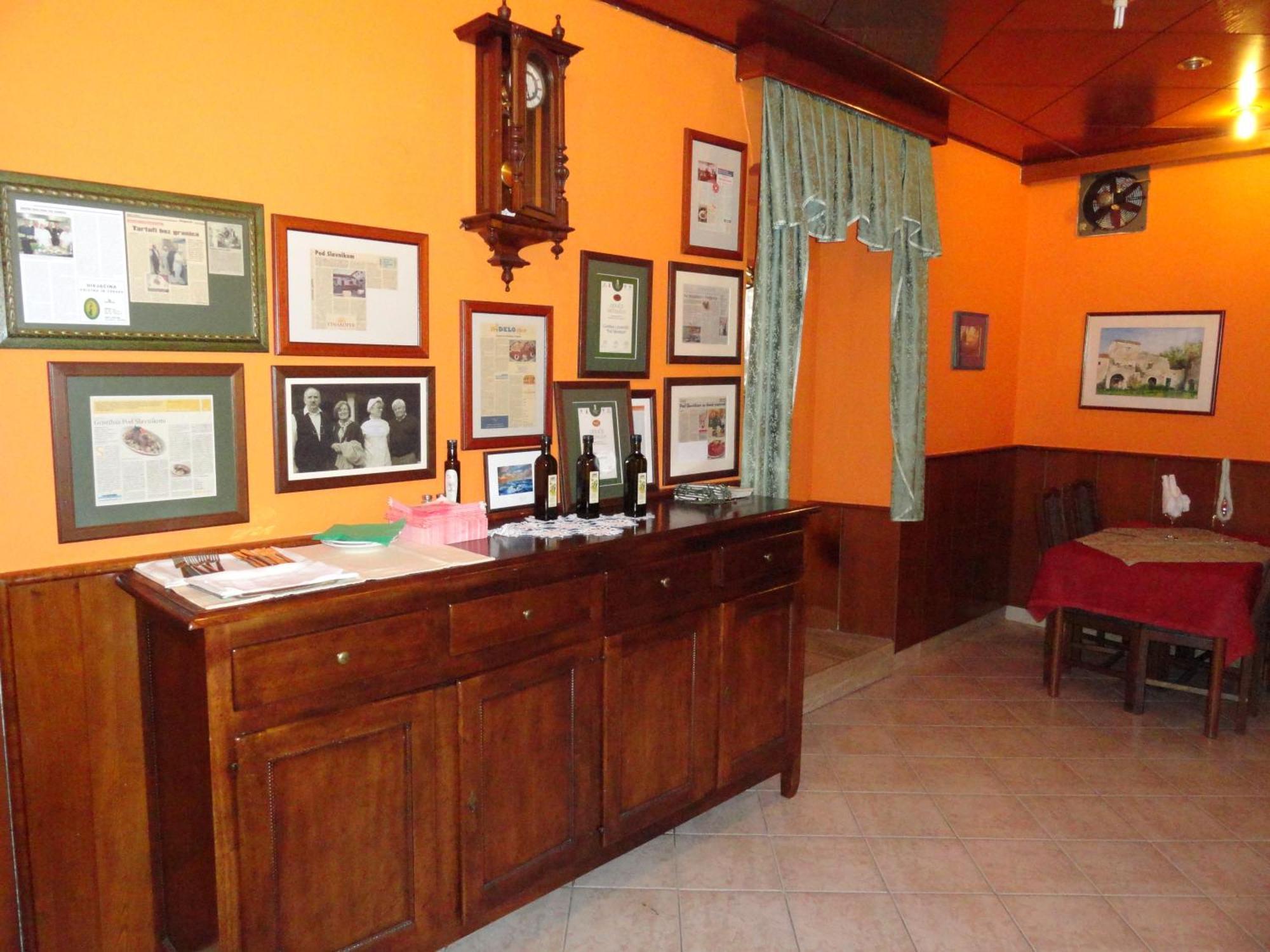 Guest House Pod Slavnikom Podgorje  Εξωτερικό φωτογραφία