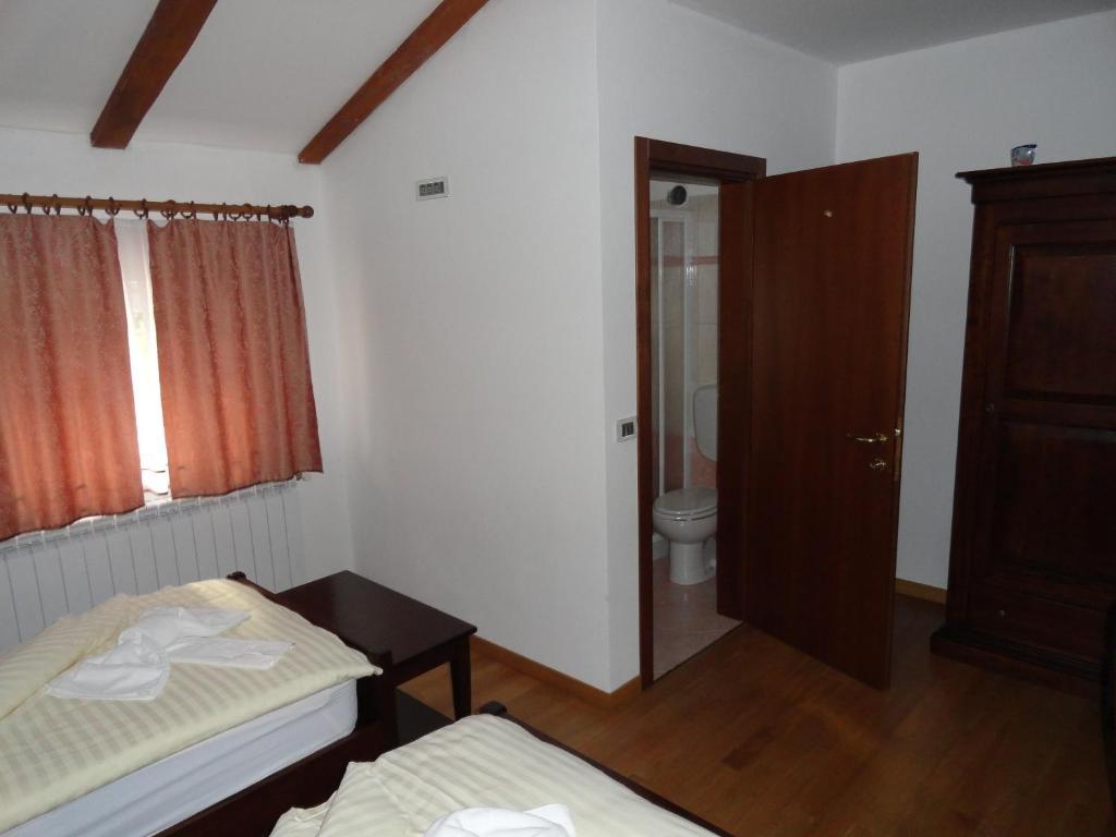 Guest House Pod Slavnikom Podgorje  Δωμάτιο φωτογραφία